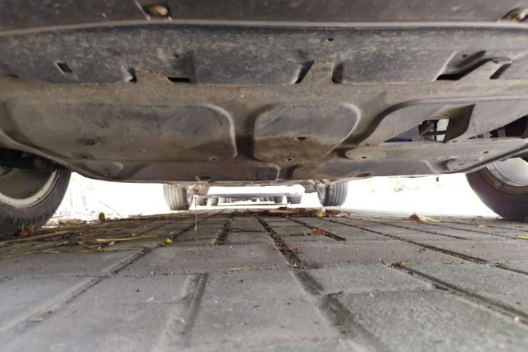 Used Volkswagen Bora 2014 1.6L Manual Comfort Model Chassis Front