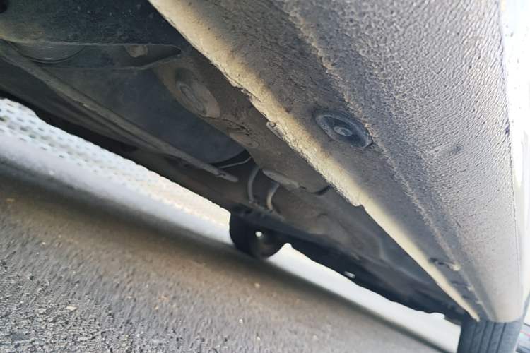 Used Volkswagen Bora 2014 1.6L Automatic Comfort Model Chassis Rear Right
