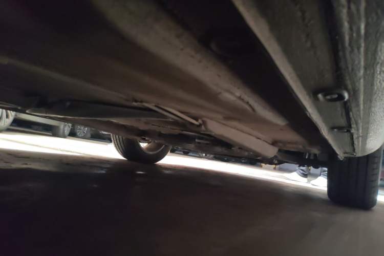 Used Volkswagen Bora 2014 1.6L Manual Comfort Model Chassis Rear Right