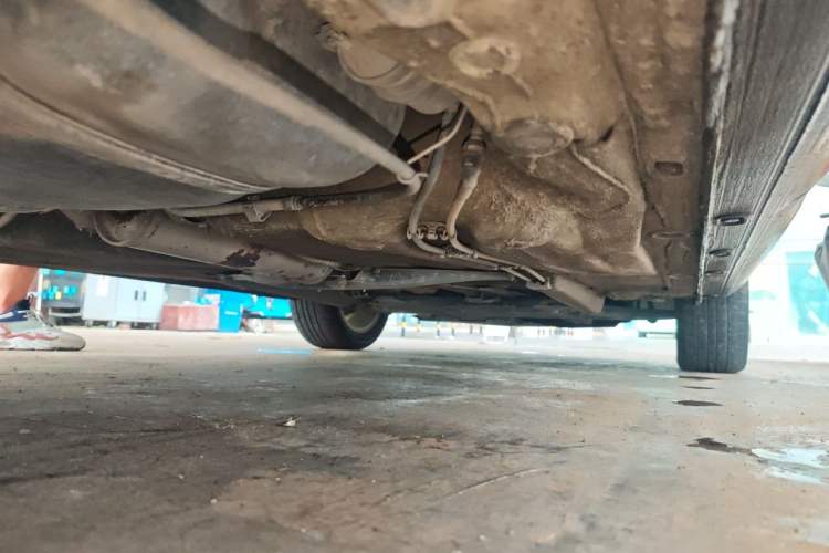 Used Volkswagen Bora 2014 1.6L Automatic Luxury Model Chassis Rear Right