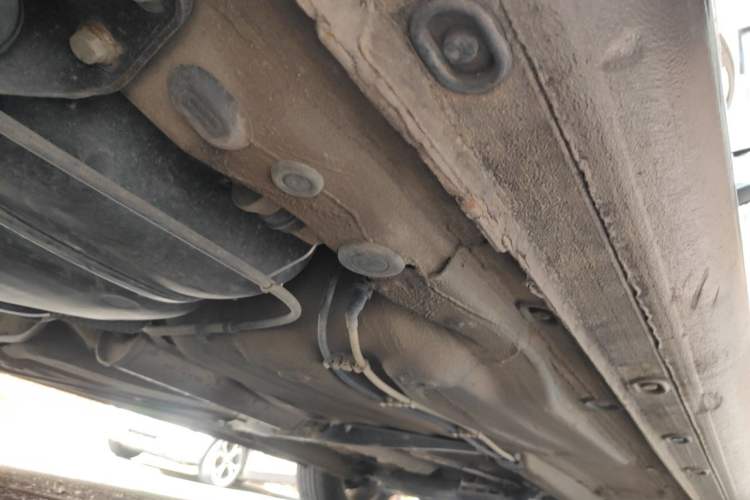 Used Volkswagen Bora 2014 1.6L Automatic Fashion Model Chassis Rear Right