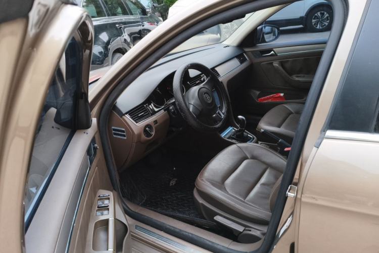 Used Volkswagen Bora 2014 1.6L Automatic Comfort Model Driver Seat