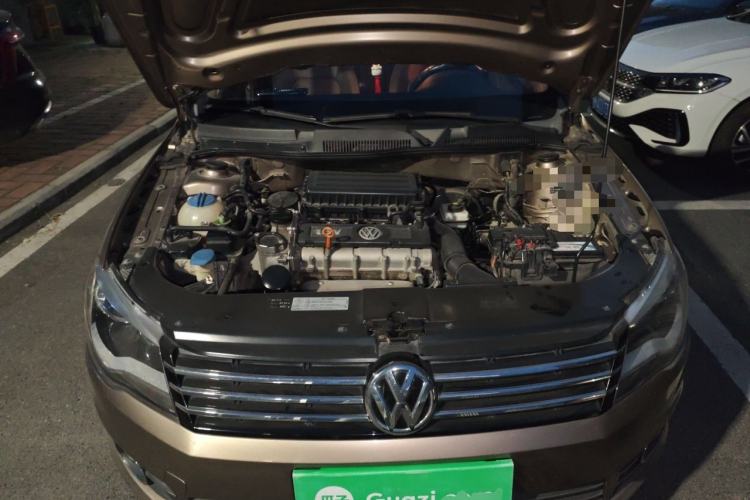 Used Volkswagen Bora 2014 1.6L Automatic Luxury Model Engine Bay