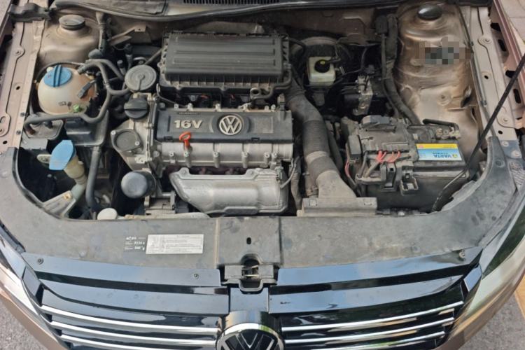 Used Volkswagen Bora 2014 1.6L Automatic Comfort Model Engine Bay