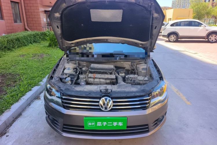 Used Volkswagen Bora 2014 1.6L Manual Comfort Model Engine Bay