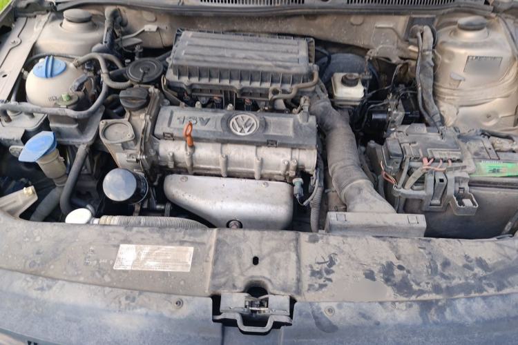 Used Volkswagen Bora 2014 1.6L Automatic Comfort Model Engine Bay