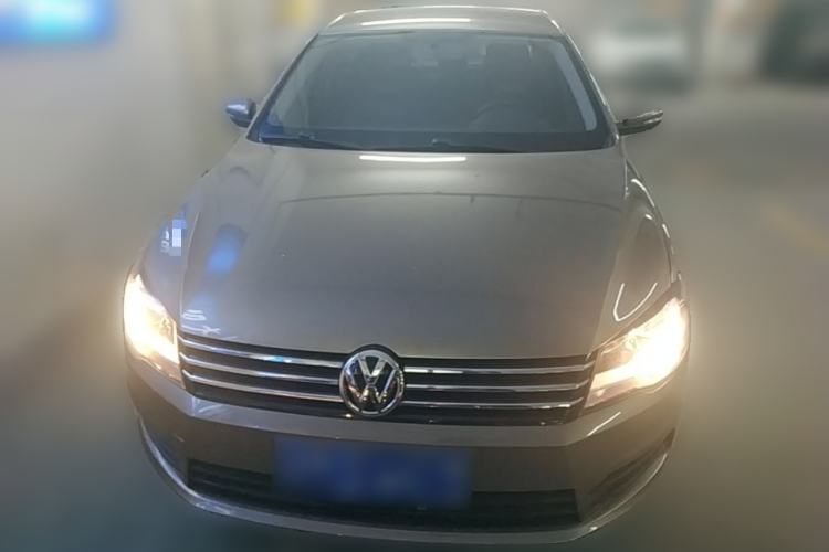Used Volkswagen Bora 2014 1.6L Automatic Fashion Model Front