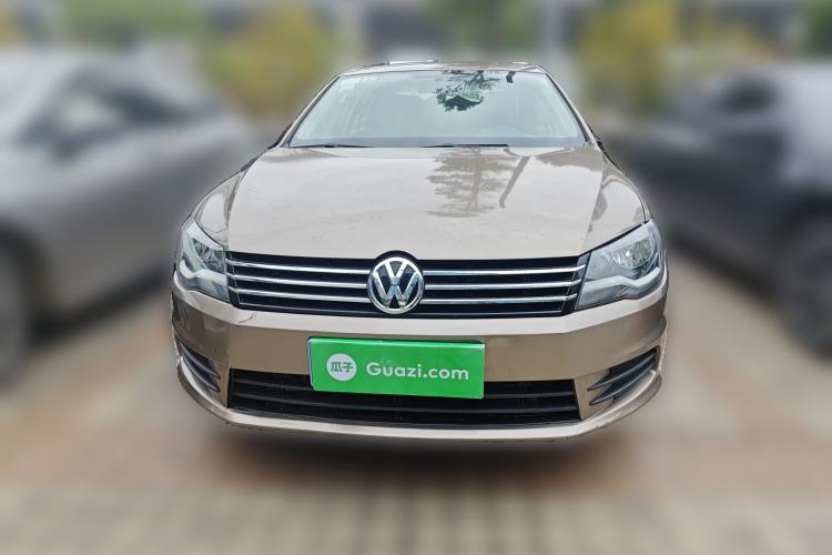 Used Volkswagen Bora 2014 1.6L Manual Fashion Edition Front