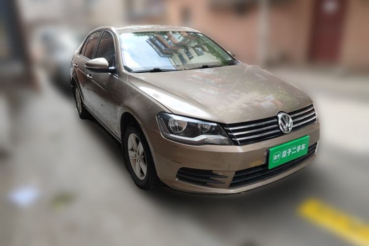 Used Volkswagen Bora 2014 1.6L Automatic Fashion Model Front Right 45 Deg