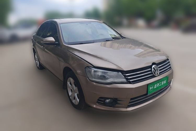 Used Volkswagen Bora 2014 1.6L Automatic Comfort Model Front Right 45 Deg