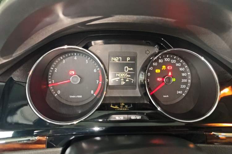 Used Volkswagen Bora 2014 1.6L Automatic Luxury Model Instrument Cluster