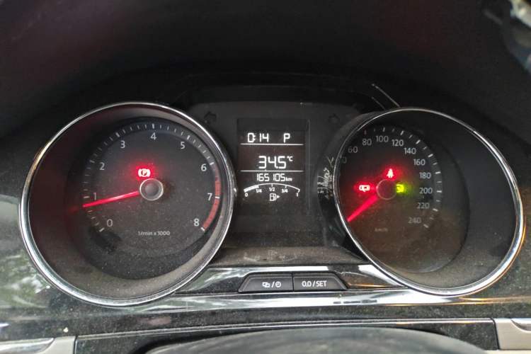 Used Volkswagen Bora 2014 1.6L Automatic Comfort Model Instrument Cluster