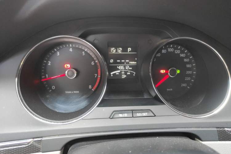 Used Volkswagen Bora 2014 1.6L Automatic Fashion Model Instrument Cluster