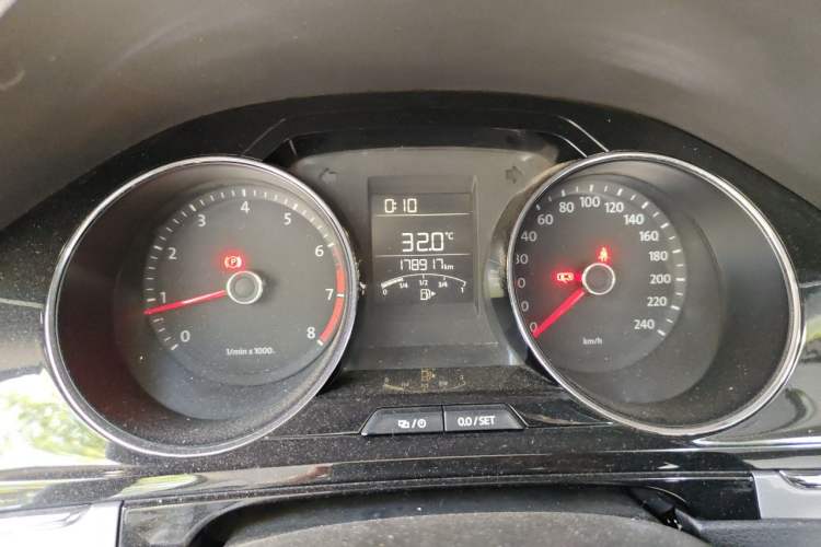 Used Volkswagen Bora 2014 1.6L Manual Comfort Model Instrument Cluster