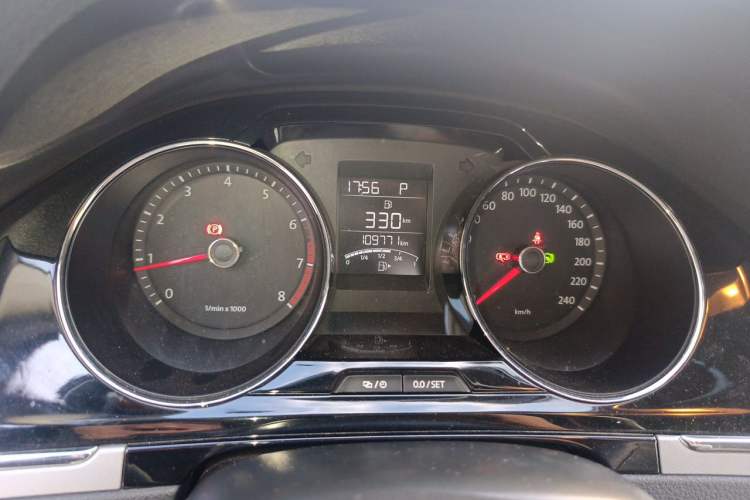 Used Volkswagen Bora 2014 1.6L Automatic Comfort Model Instrument Cluster