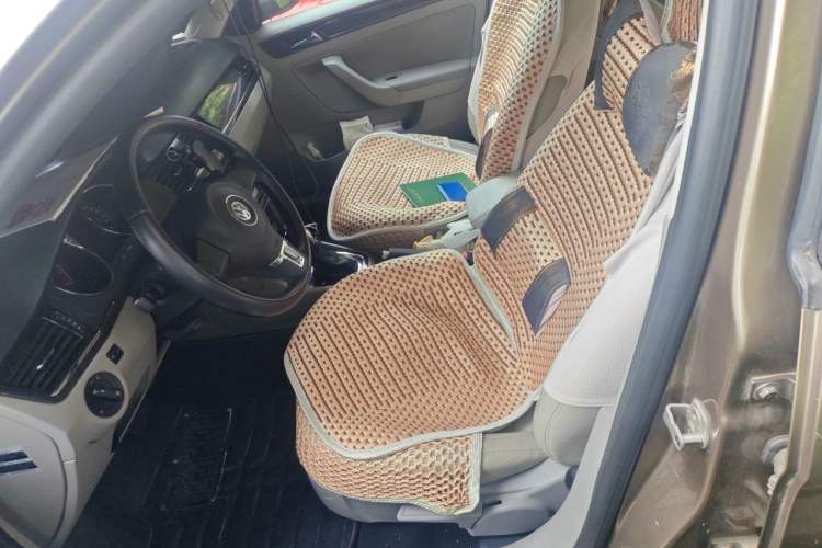 Used Volkswagen Bora 2014 1.6L Automatic Fashion Model Left Front Seat