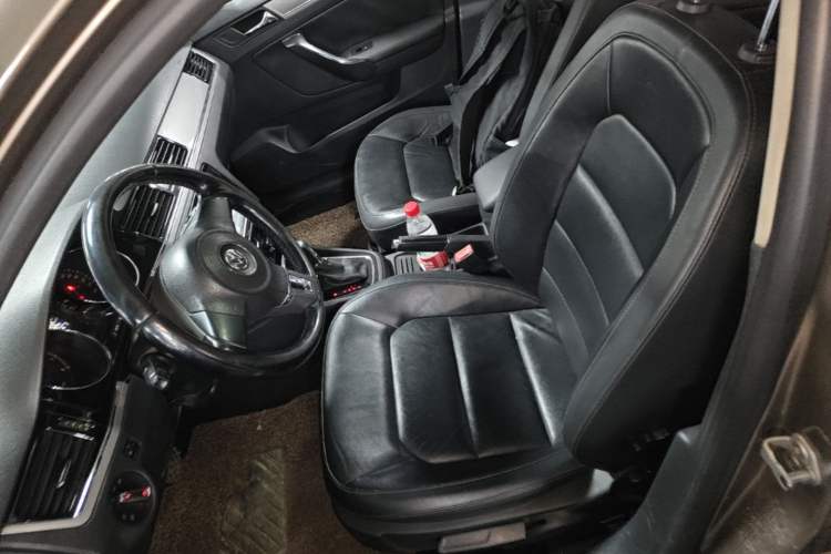 Used Volkswagen Bora 2014 1.6L Automatic Comfort Model Left Front Seat