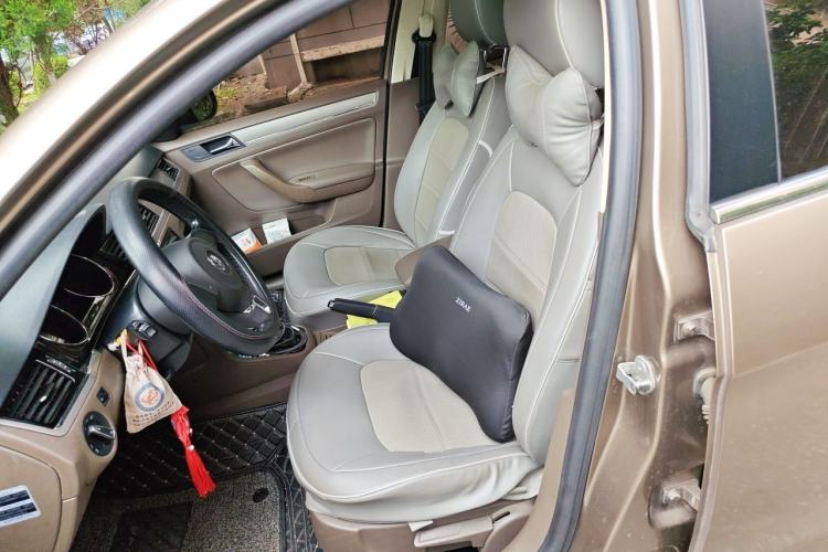 Used Volkswagen Bora 2014 1.6L Automatic Comfort Model Left Front Seat