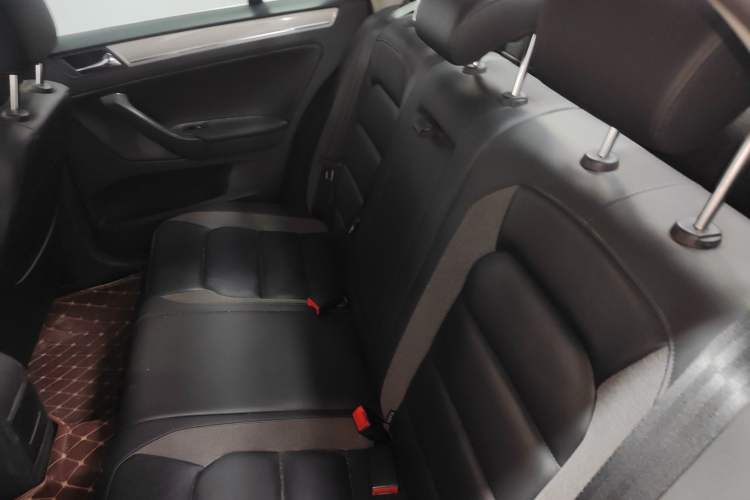 Used Volkswagen Bora 2014 1.6L Manual Comfort Model Left Rear Seat