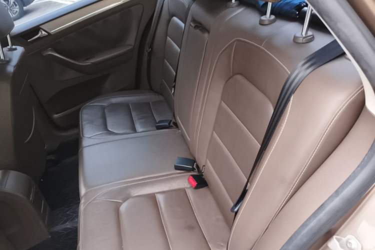 Used Volkswagen Bora 2014 1.6L Automatic Comfort Model Left Rear Seat