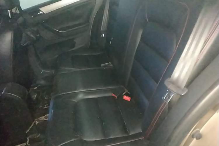 Used Volkswagen Bora 2014 1.6L Automatic Fashion Model Left Rear Seat