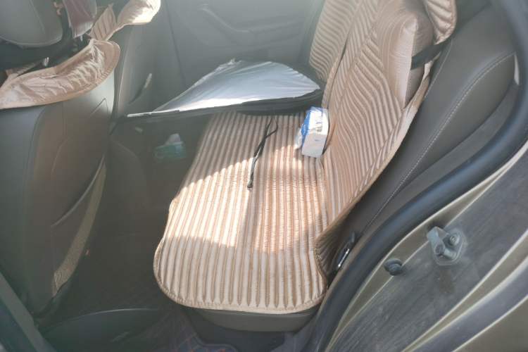 Used Volkswagen Bora 2014 1.6L Automatic Comfort Model Left Rear Seat