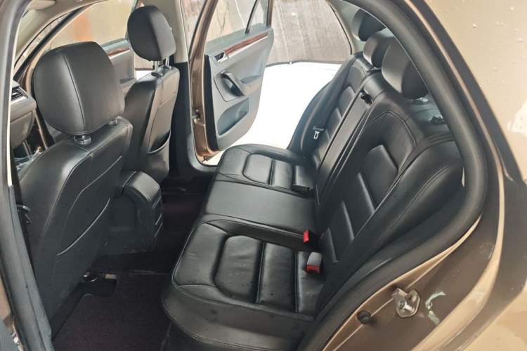 Used Volkswagen Bora 2014 1.6L Automatic Luxury Model Left Rear Seat