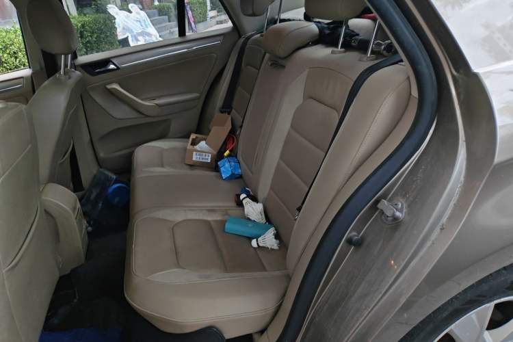 Used Volkswagen Bora 2014 1.6L Automatic Comfort Model Left Rear Seat