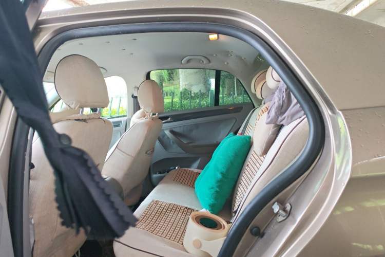 Used Volkswagen Bora 2014 1.6L Automatic Fashion Model Left Rear Seat