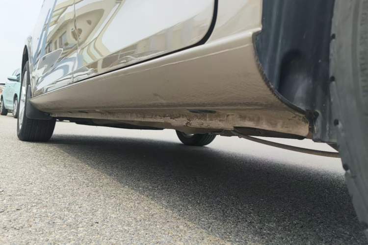 Used Volkswagen Bora 2014 1.6L Manual Comfort Model Left Side Sill