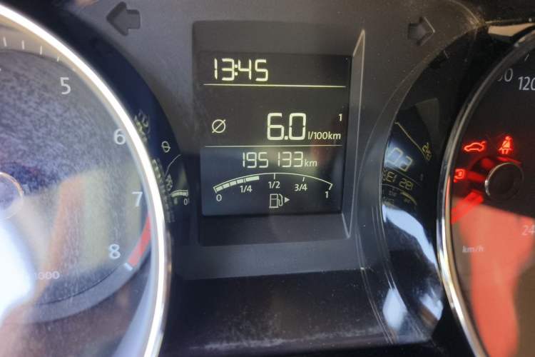 Used Volkswagen Bora 2014 1.6L Manual Comfort Model Odometer Close Up
