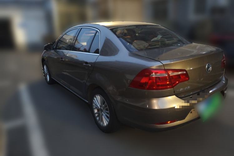 Used Volkswagen Bora 2014 1.6L Automatic Luxury Model Rear Left 45 Deg