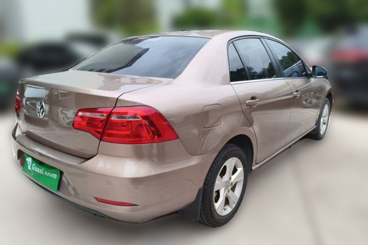 Used Volkswagen Bora 2014 1.6L Automatic Comfort Model Rear Right 45 Deg