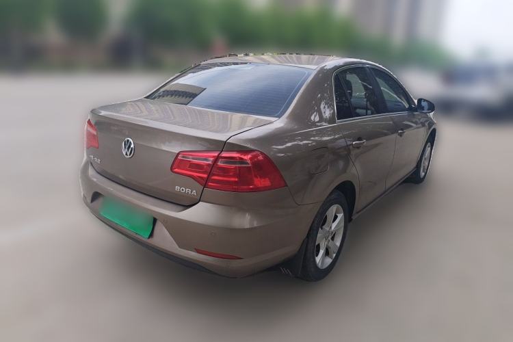 Used Volkswagen Bora 2014 1.6L Automatic Comfort Model Rear Right 45 Deg