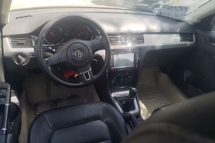 Used Volkswagen Bora 2014 1.6L Manual Comfort Model Steering Wheel