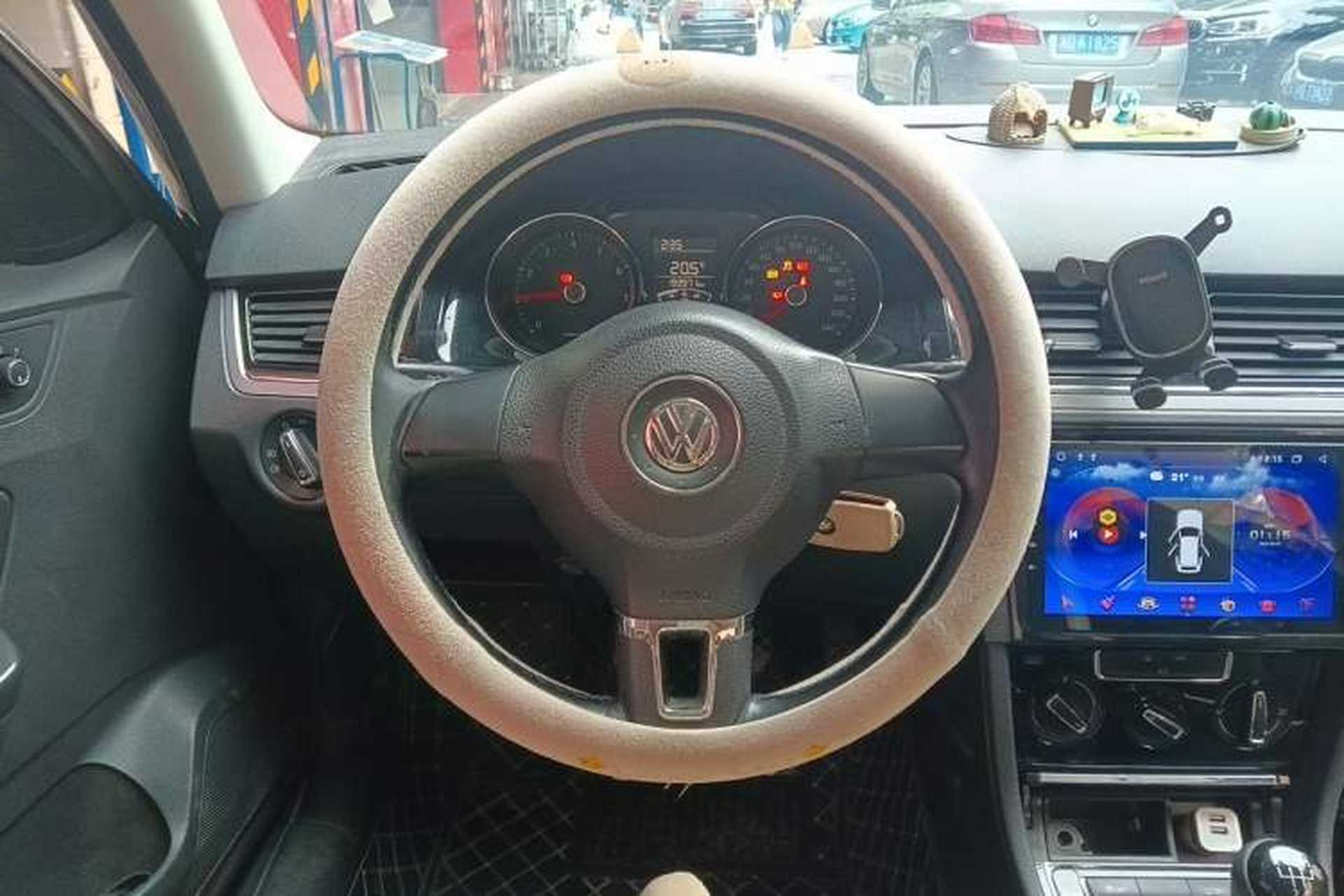 Used Volkswagen Bora 2014 1.6L Manual Comfort Model Steering Wheel