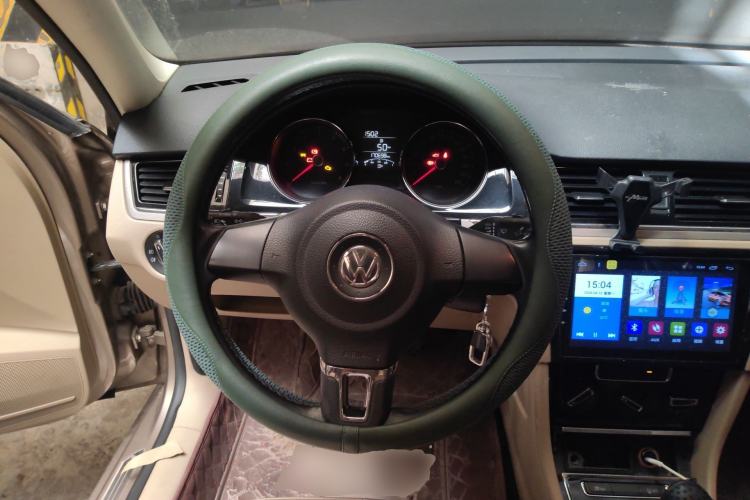 Used Volkswagen Bora 2014 1.6L Manual Comfort Model Steering Wheel