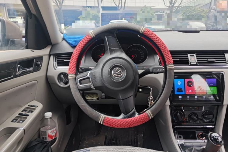 Used Volkswagen Bora 2014 1.6L Manual Fashion Edition Steering Wheel