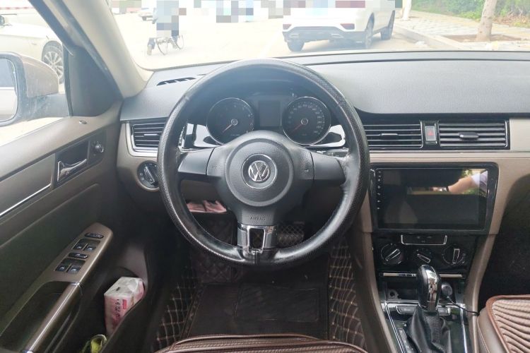 Used Volkswagen Bora 2014 1.6L Automatic Comfort Model Steering Wheel