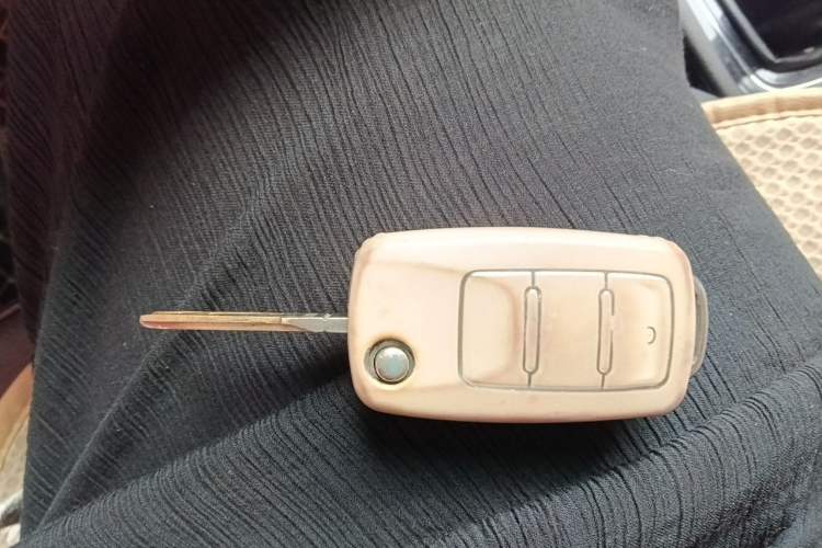 Used Volkswagen Bora 2014 1.6L Manual Comfort Model Vehicle Key