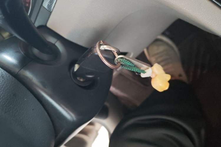 Used Volkswagen Bora 2014 1.6L Automatic Fashion Model Vehicle Key