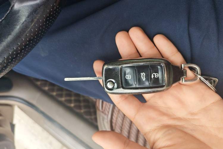 Used Volkswagen Bora 2014 1.6L Automatic Comfort Model Vehicle Key