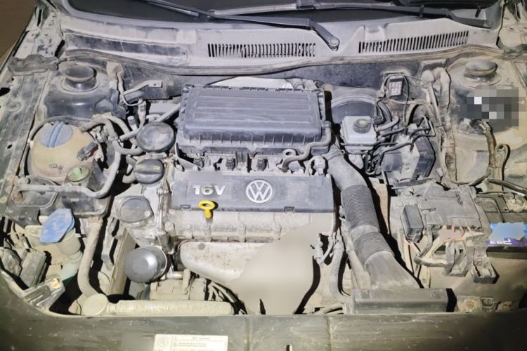Used Volkswagen Bora 2015 Zhuihui Edition 1.6L Manual Comfort Model Engine Bay