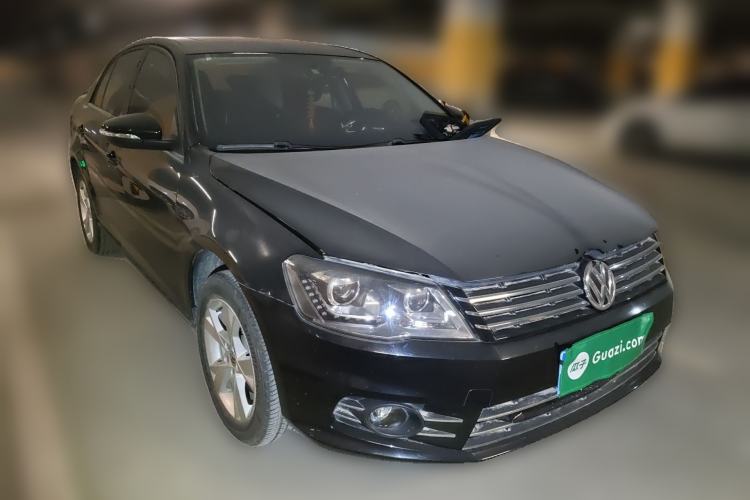 Used Volkswagen Bora 2015 Zhuihui Edition 1.6L Manual Comfort Model Front Right 45 Deg