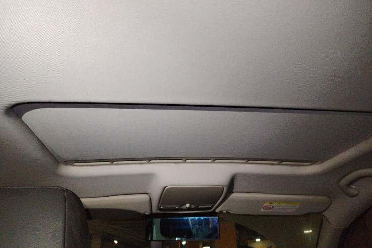 Used Volkswagen Bora 2015 Zhuihui Edition 1.6L Manual Comfort Model Headliner