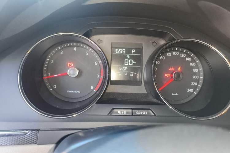 Used Volkswagen Bora 2015 Qihui Edition 1.6L Automatic Fashion Model Instrument Cluster