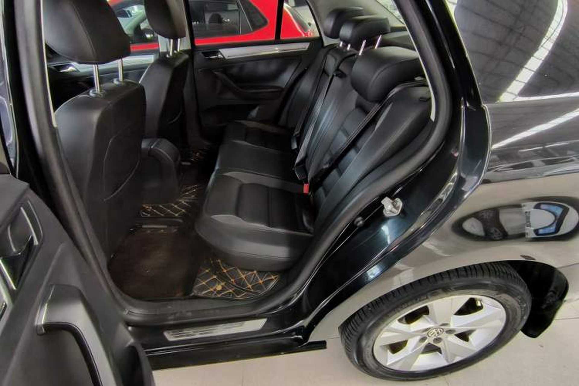 Used Volkswagen Bora 2015 Value Edition 1.6L Automatic Comfort Version Left Rear Seat