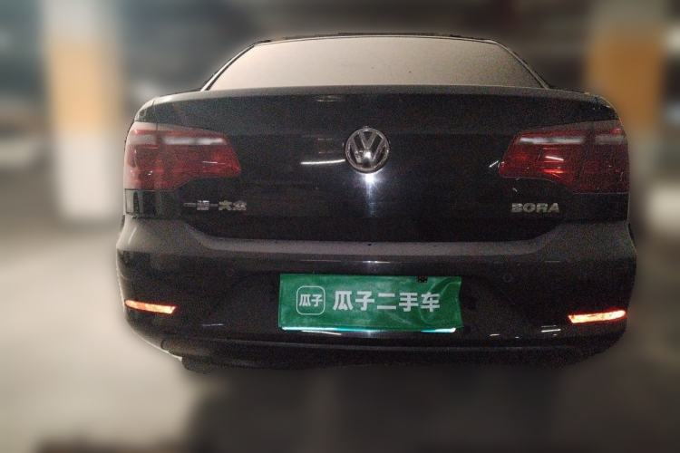 Used Volkswagen Bora 2015 Zhuihui Edition 1.6L Manual Comfort Model Rear