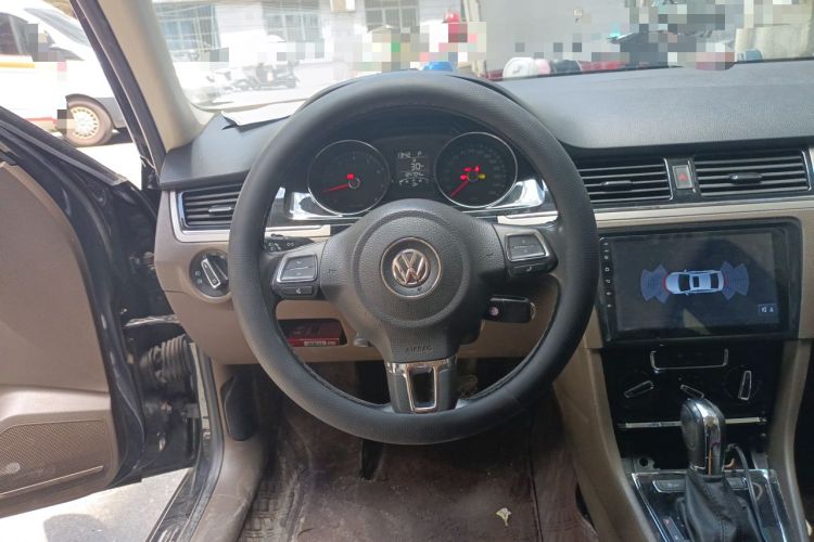 Used Volkswagen Bora 2015 Value Edition 1.6L Automatic Comfort Version Steering Wheel