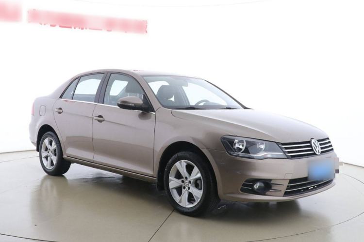Used Volkswagen Bora 2015 Value Edition 1.6L Automatic Comfort Version Exterior 2